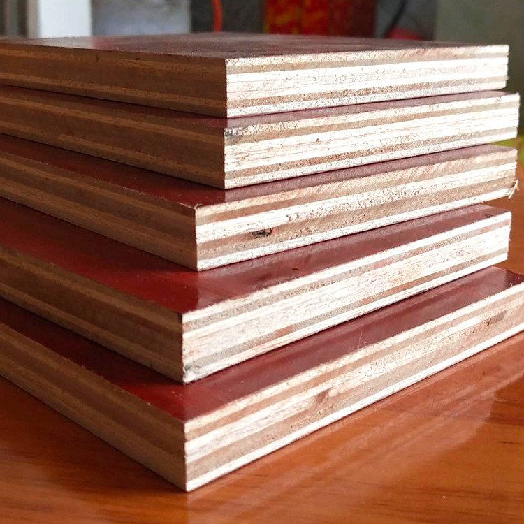 广西模板厂家教你如何选择合适的建筑模板